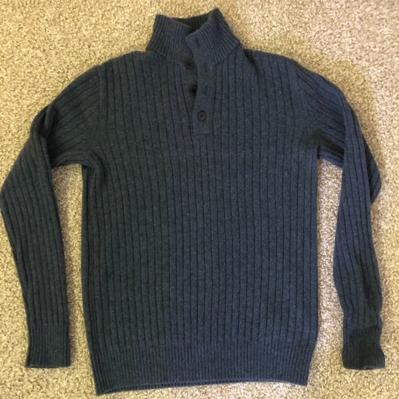 Banana Republic Other - Banana Republic Italian Yarn 1/4 Button Sweater Sz M